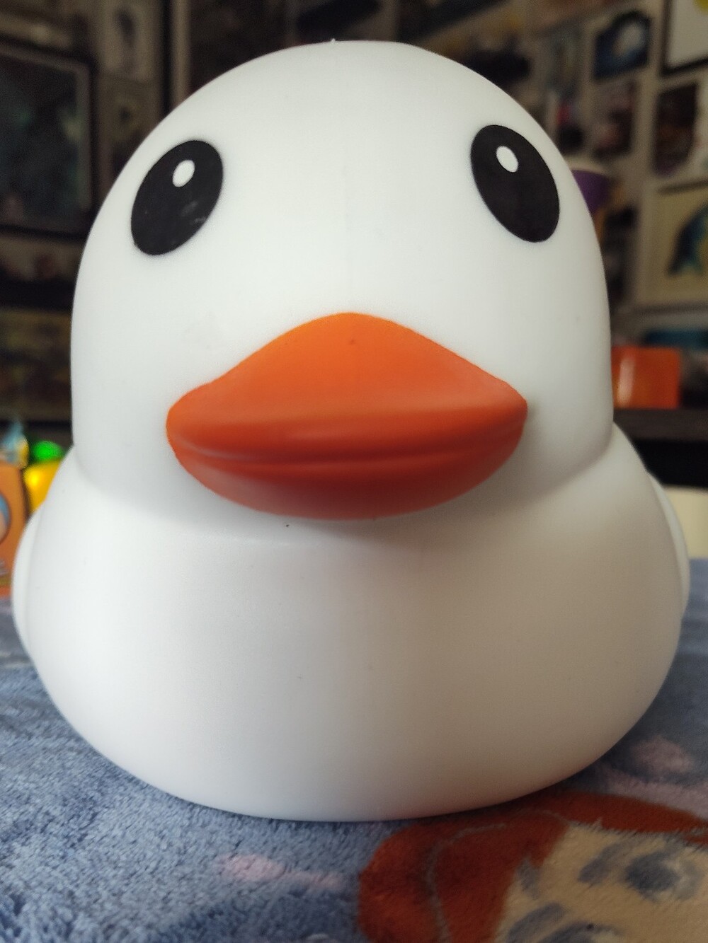 Jumbo Squishy Duck- White